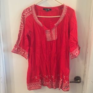 ☃️❄️ Red Forever 21 Embroidered Tunic Top